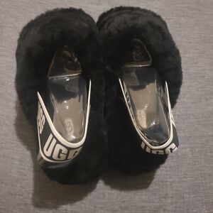 UGG Women's Black Fluffy Slippers